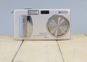 【特價】【免運】【功能完好】RICOH Caplio R2 復古數位相機