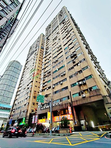 金世紀錄三房｜新北市板橋區長江路二段