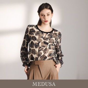 現貨【MEDUSA 曼度莎】滾邊玫瑰卡其雪紡上衣（M-2L）｜女休閒上衣 氣質雪紡 優雅風格