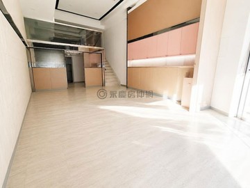 (專約)復興二路面寬樓店+車位｜高雄市新興區復興二路