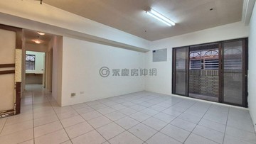 ⭐左營高鐵｜近榮總｜雙面採光｜衛浴開窗｜三房車位｜高雄市左營區文自路