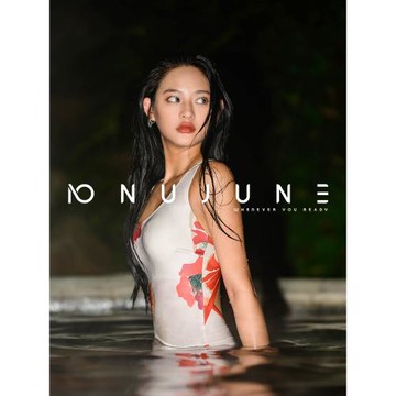 NuJune泳衣女連體溫泉潛水露背高級游泳館專用帶胸墊ins風仙女范