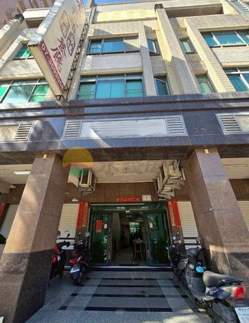 福山商圈｜店住合一｜大地坪透天稀有釋出｜高雄市左營區民族一路