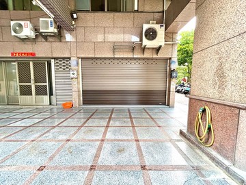 開價低於銀行鑑價隨時可看|美術館旁超值店住附平車｜台中市西區樂群街