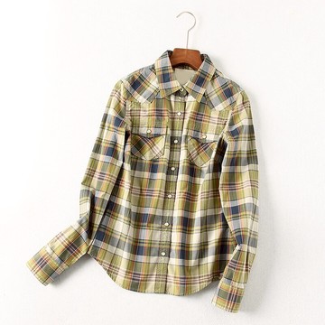 1223-33  小方領雙口袋休閑長袖格紋襯衫上衣女1入