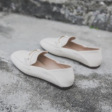 小皮鞋女英倫平底單鞋2025新款方頭復古jk百搭黑色樂福工作豆豆鞋