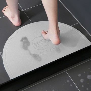 日本半圓硅藻土地墊巖崎天然硅藻泥腳墊浴室防滑吸水速干家用墊子