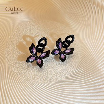 【Gulicc】古莉可 復古 黑蝴蝶耳環(飾品 耳飾 耳釘 耳環 耳墜 情人節 母親節 七夕 生日禮物)
