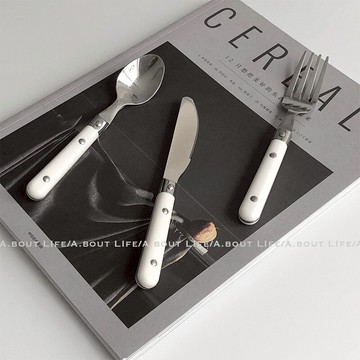 About Life_鹽系工業風奶白不銹鋼勺子叉子套裝ins風鉚釘甜品叉勺