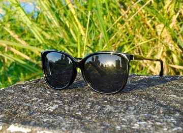 2is SaiD 太陽眼鏡│大框形│黑色鏡片U