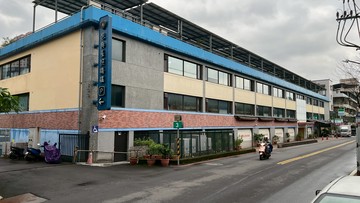 超低總價!!汐萬路二段稀有溫馨頂家~住商蔡玉華｜新北市汐止區汐萬路二段