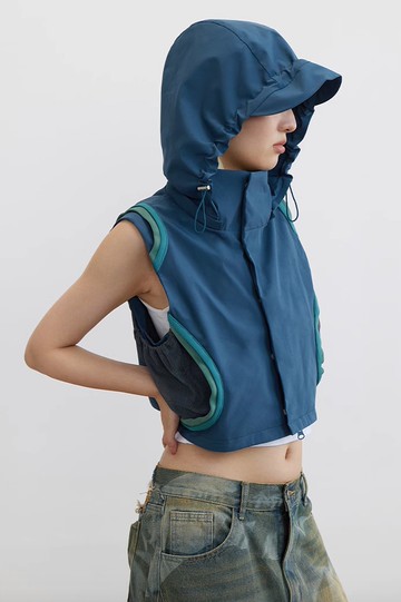 Zipped Vest 彎月口袋無袖山系外套