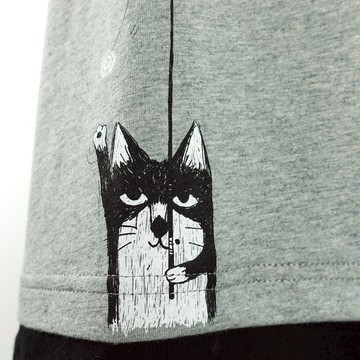 Urb 抓抓貓 / 短版上衣