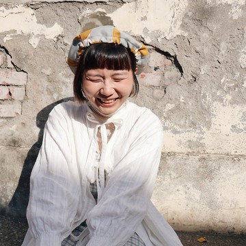 南瓜貝蕾帽 / 黃色波點