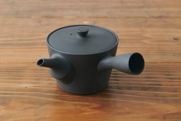 大型急須 黑練 燒締