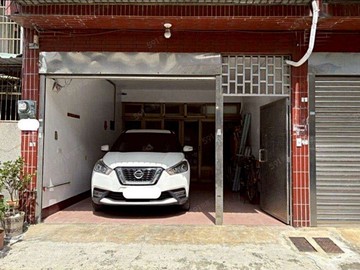 內壢後站興仁公園有車庫稀有透天｜桃園市中壢區榮和六街