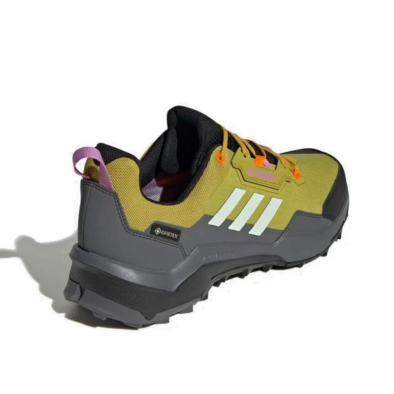 アウトドアシューズ 防水 GORE-TEX メンズ スニーカー/adidas