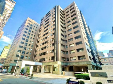 專任AZ學生活國美館採光四房雙平車｜台中市西區五權七街