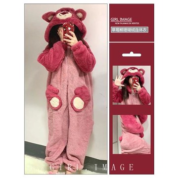 連體珊瑚絨睡衣女冬季加絨加厚可愛草莓熊家居服可外穿睡袍一體式