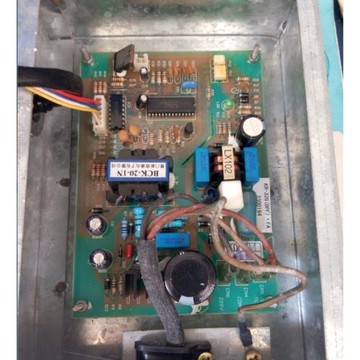 庫存9新  海爾空調KR-32G (BPF)FA節流閥電腦板3300164