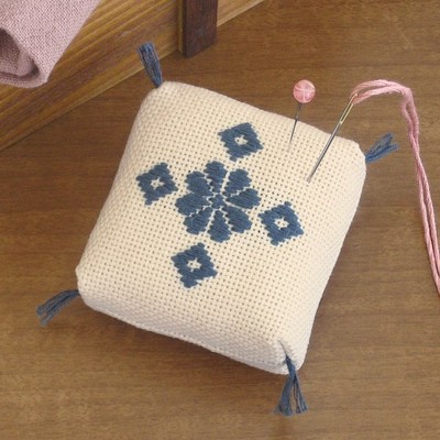 ＼期間限定10％OFF／ オリムパス こぎん刺しキット ピンクッション（8） ベージュ (H)_5a_