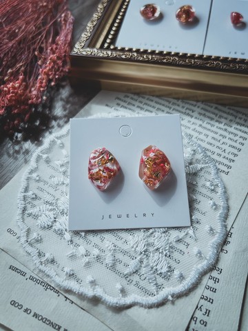 寶石乾燥花耳環