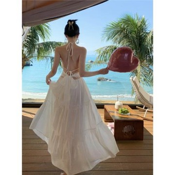 三亞沙灘裙女露背度假長裙夏季海邊拍照衣服超仙白色大裙擺連衣裙