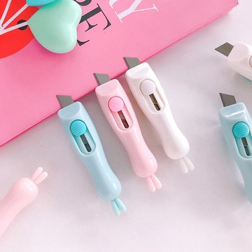 小兔子耳朵迷你便攜美工刀學生小號可愛快遞開箱拆信刀辦公裁紙刀