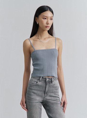 不規則坑條細肩帶上衣