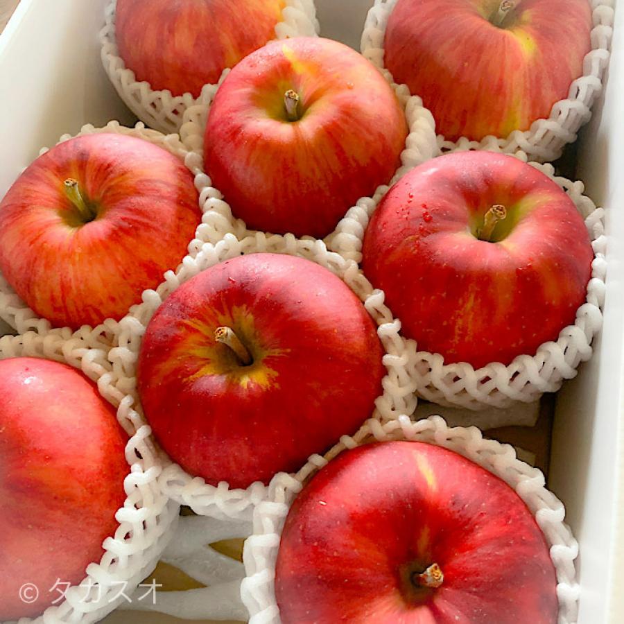 しなのすいーと 林檎 長野県産等 りんご 上質な果実をあなたにお届けします ８玉入り 約2.5kg 三段階の品質確認 訳なし贈答等 シナノスイート