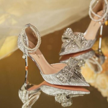高級珍珠鏈水晶水鉆單鞋中空蝴蝶結細跟尖頭高跟鞋綁帶設計婚鞋