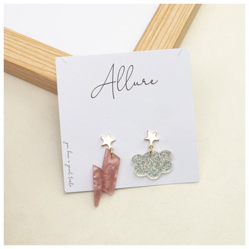 肆玥xAllure可愛搞怪雲朵閃電耳環