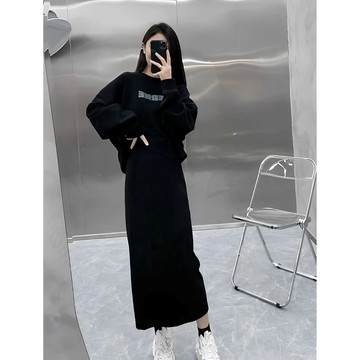 大碼春秋季時尚洋氣顯瘦衛衣套裝裙高級感穿搭半身裙兩件套胖mm大尺碼女裝001