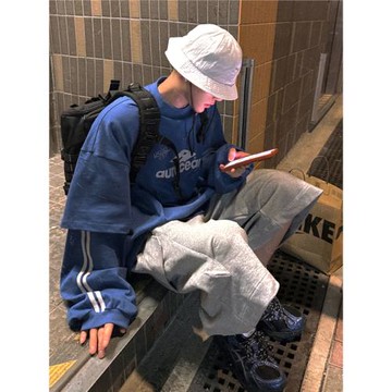 Aurocean 奶藍色假兩件運動長袖T恤手繪涂鴉印花320克純棉大版t