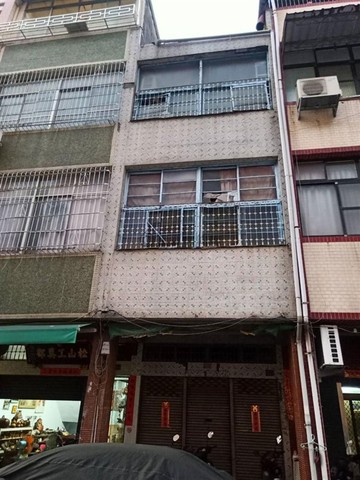 阮綜合旁亞灣區最精華地段8米黃金透天｜高雄市苓雅區永昌街
