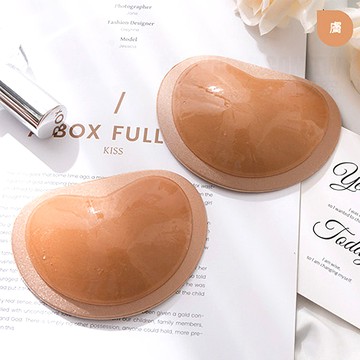 【🎈紅利點數換購】心型集中美型QQ胸墊(膚色)