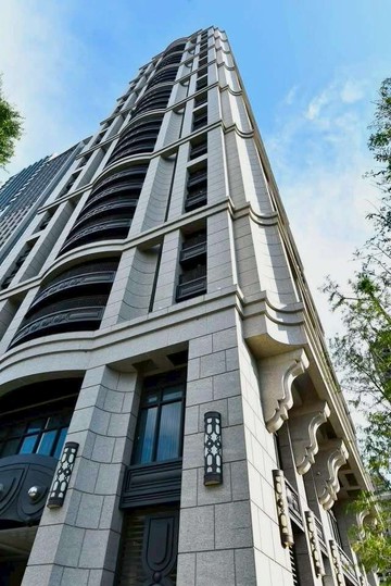 ❤️這是日商營造★面秋虹谷★最潛力SRC神案❤️｜台中市西屯區臺灣大道三段