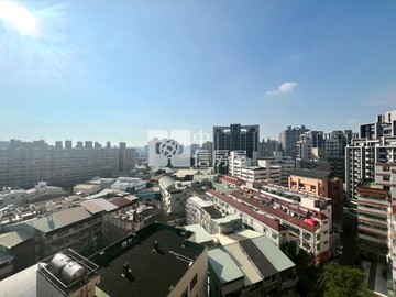 中山醫孩子王三房高樓層視野平車美厦(孩子王一期)專｜台中市南區復興北路
