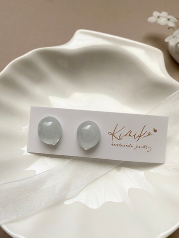 靜謐之光系列 雪中夢境 霧白半透貼耳式耳環 LED膠設計 極簡風