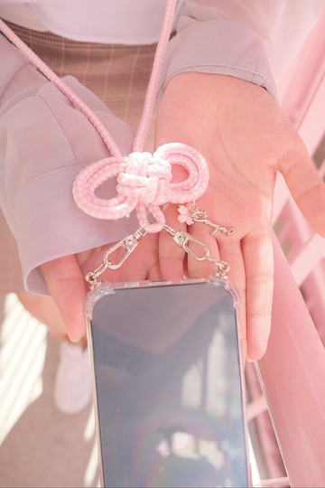 【手機背帶 支援所有手機】可調式手機掛繩  格紋(粉色)