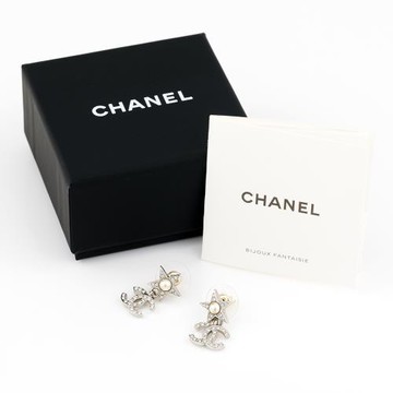 Chanel 雙C耳環(銀/晶鑽及珍珠星星垂墜單排鑽雙C)