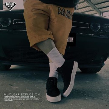 核爆炸潮牌美式西海岸風格雙斧拳刺頭層豬巴皮百搭黑色經典滑板鞋