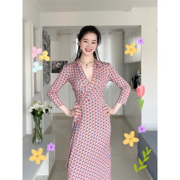 [博主同款]DV DVF OR2025夏季款粉藍鳶尾花彈力針織綁帶連衣裙女