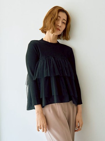 層次感薄紗荷葉邊拼接羅紋針織上衣(07000833000) - YECCA VECCA