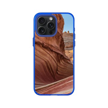 iPhone 15 Pro Max Clear 激光藍 - LOOK！多看我一眼 LOOK! Nature Seeks Attention - 大自然的傑作（錫安國家公園）