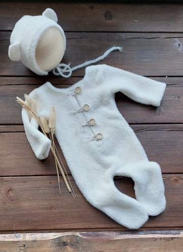 新生兒白色熊造型連身衣與帽子攝影道具