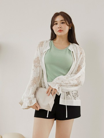 唯美鏤空蕾絲排釦寬袖上衣外套