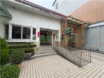 樹孝商圈花園別墅｜大樓價買透天，夢想生活不再遙遠｜台中市太平區育仁路