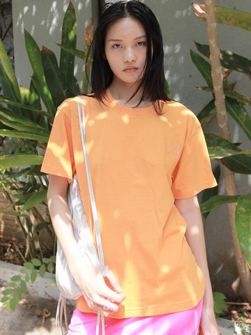 Naomi Tee_Orange
