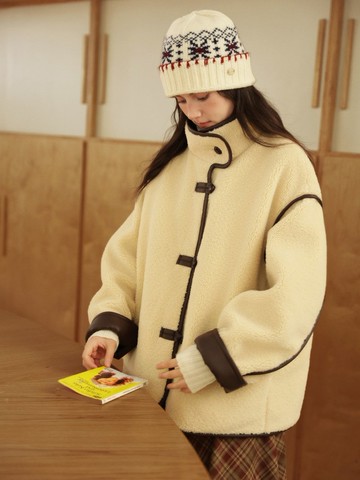 米白/咖啡 兩面穿 斯德哥爾摩 雙面穿羊羔毛中短款冬外套